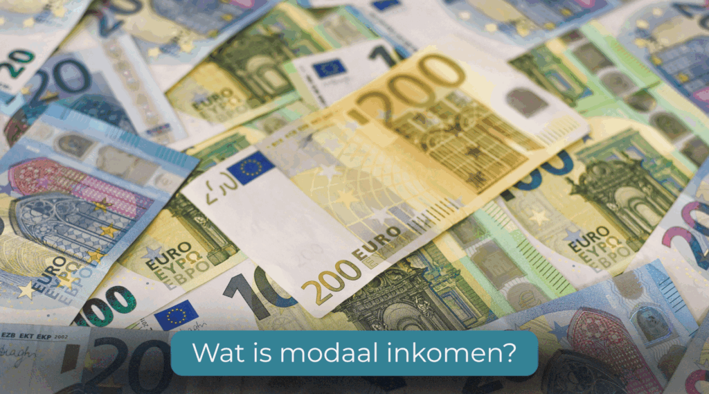 Een tafel vol met briefgeld uit Europa