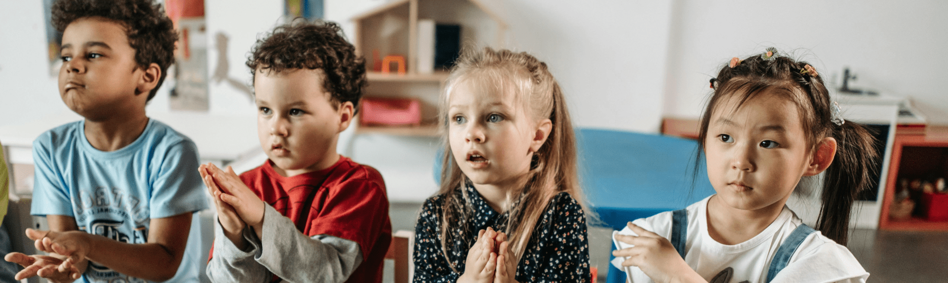 kinderen in de kinderopvang Amsterdam tijdens spel en ontwikkeling